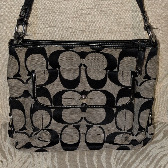 Coach Handbags - Coach Daisy Signature Monogram Shoulder Bag F16558